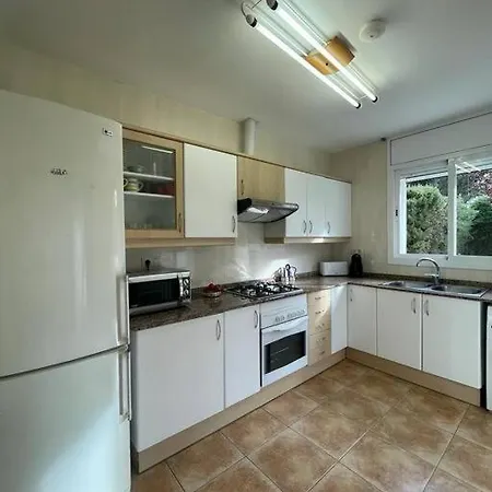 Casa Con Piscina * 滨海圣波尔